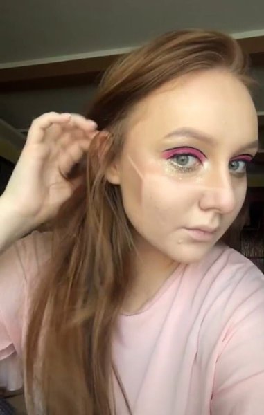 Девушка нашла стимул чтобы не снимать маску. Смотреть до конца! - 7
