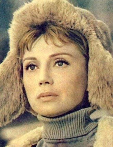 21 июля 1932 года в Москве родилась Елена Борисовна Добронравова - заслуженная артистка РСФСР, ...