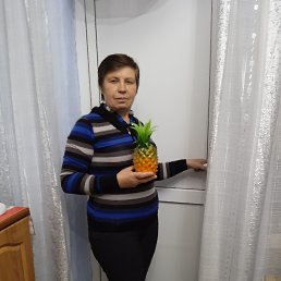 Natalia, 53, 
