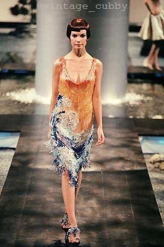 Alexander McQueen  Givenchy, - 1998 . - 2