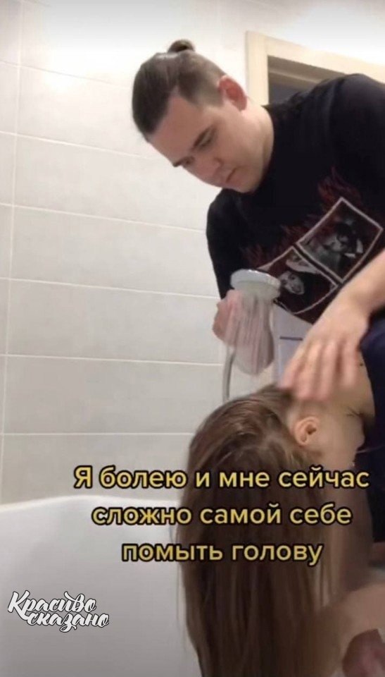 Ec ,   
