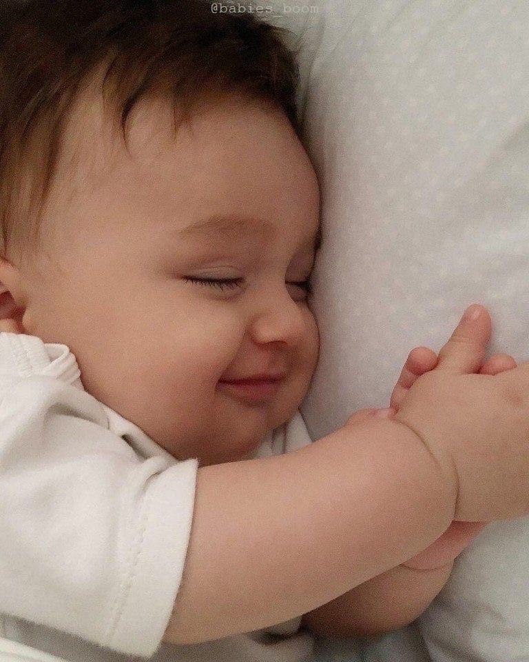 Cыну... Ты вырастешь, и я не буду знать, С кем ты проводишь дни и даже ночи, Но я все так же буду ...