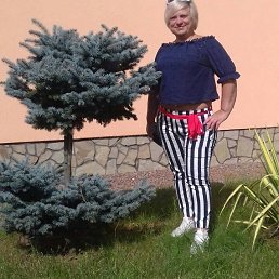 Tanichka, 47, 