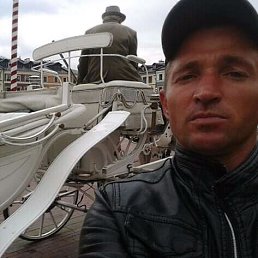 Андрій, 40, Яворов