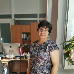 Oksana, 55, 
