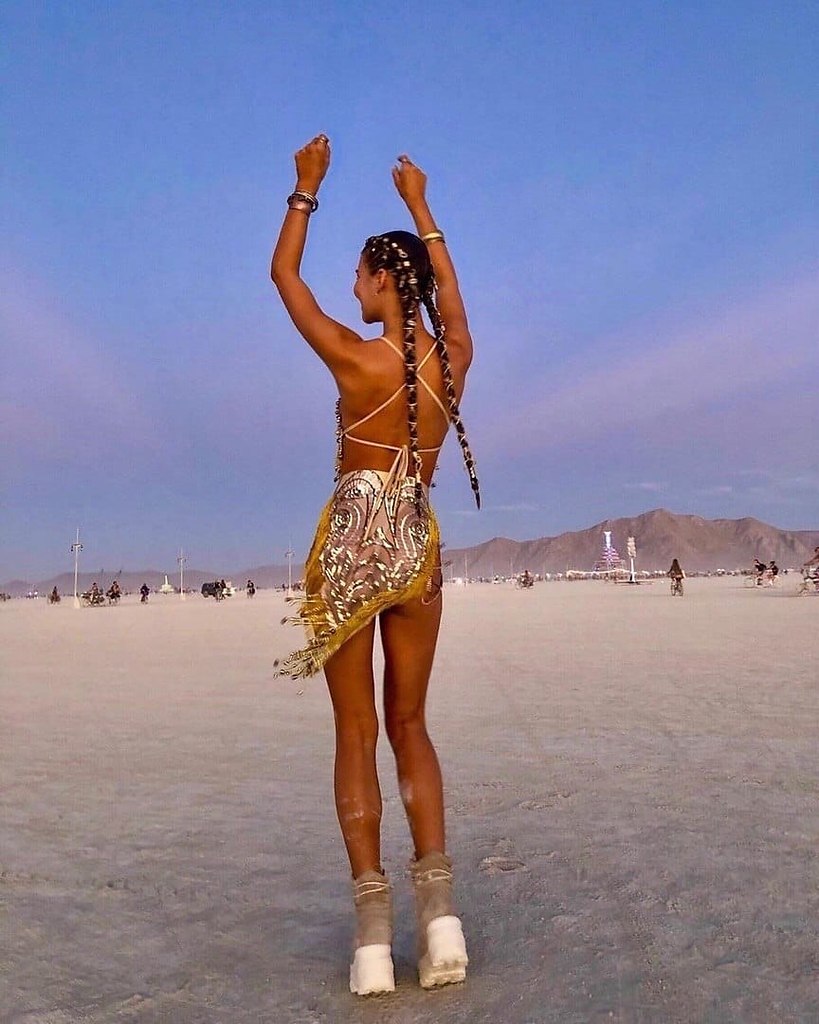 Burning Man   e  e! - 9