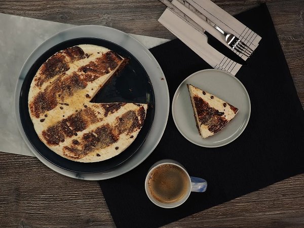 Торт из ванильных сухарей.Торт из ванильных сухарей — вкусный и полезный десерт. В его составе ...