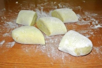 КАРТОФЕЛЬНЫЕ НЬОККИ.Ньокки – итальянское блюдо, похожее на клецки. Ньокки могут быть приготовлены на ... - 7
