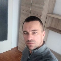 Igor, 40, 