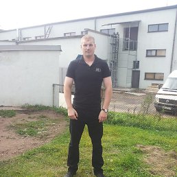 Aleks, , 42 