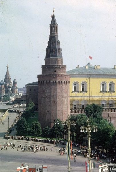     1963 .