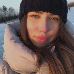 Yulia, 24 , 