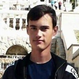 Valentin, , 24 