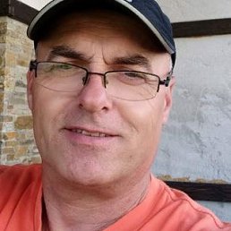 Volodya, 44, 