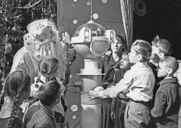 1964 год, новогоднее представление с дедом Морозом. Футуризм, еще без приставки ретро...