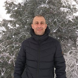 Michail, 50, 