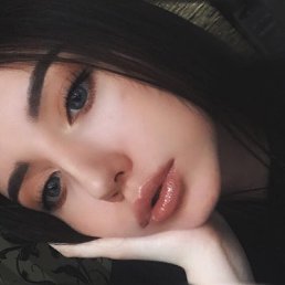 Alina, 21, Los Angeles