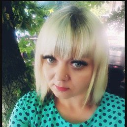 Юлия, 38, Свердловск
