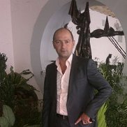 Vazgen, 47 , 