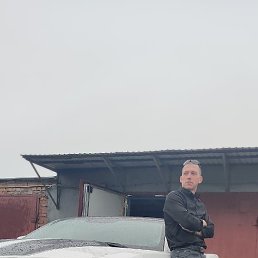 Aleksey,  , 40 