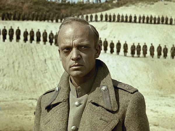 Владислав Вацлавович Дворжецкий - необыкновенная личность и талантливый киноартист. Он был наделен ... - 5