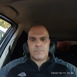 Arsen, 43 , --