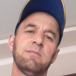 Ali, , 42 