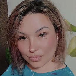 Veronika, 38 , 