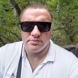 Dimitar, 34, 