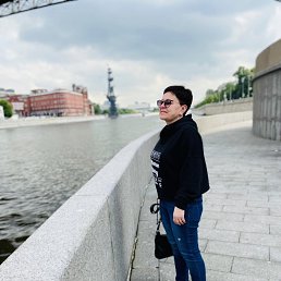 Larisa, 59, --