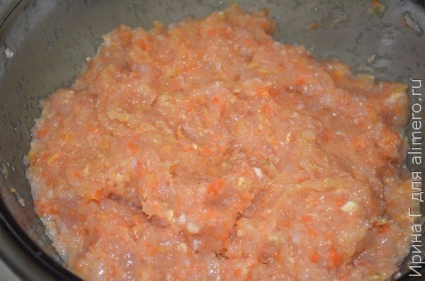 КОТЛЕТКИ-ОБМАНКИ ИЗ КУРИЦЫ И МОРКОВИ. Кажется, банальнее котлет, вряд ли можно придумать блюдо. Но и ... - 4