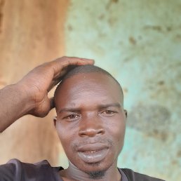 Souleymane, 36, 