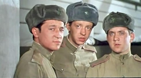 25 апреля в 1977 году на экраны вышел фильм «Аты-баты, шли солдаты...», последняя режиссёрская ...