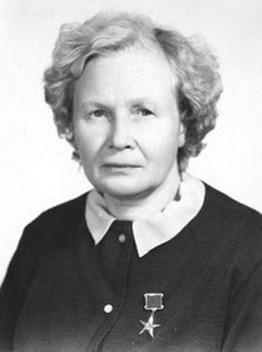 Зоя Сергеевна Мысова, (24 декабря 1913 — 11 мая 1997) — Герой Социалистического Труда, садчица ...