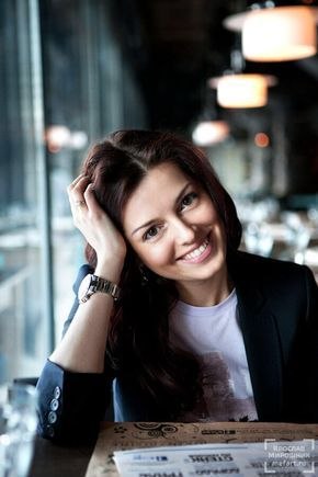 Жизнь не делится на мелочи и важные вещи. В жизни всё одинаково важно. Оскар Уайльд