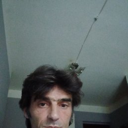 Giuliano, 48, 