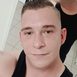 Kriszti&aacute;n, ��������, 29 ���