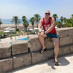 ������, ������, 33 ����