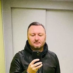 Max, -, 42 