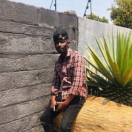 Sydney Chileshe, ������, 40 ���