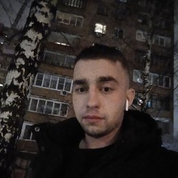 Dima, 23, 