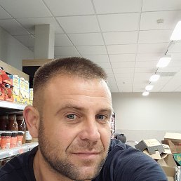 Mihai, 36,  