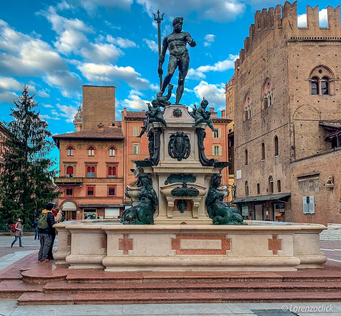        ,     (Piazza ... - 3