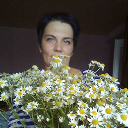 Olga, 48, 