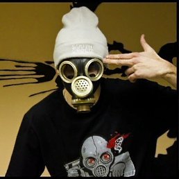 ������, ������, 33 ����