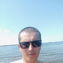 Шоядбек, 31, Свободный