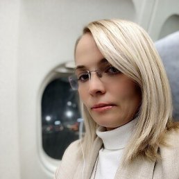 Elena, 40 , 