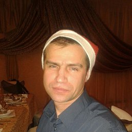 Dmitrij, 54, 