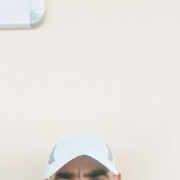 Adil, 44, 