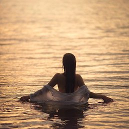 ������, ������, 33 ����